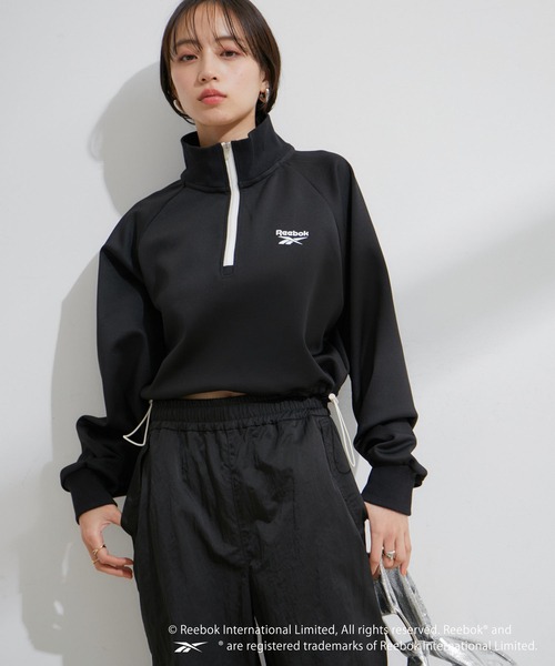 Reebok（リーボック）の「【Reebok別注】裾ドロスト短丈トップス（その他トップス・レディース・ブラック/オフホワイト・FREE）」の3枚目の写真