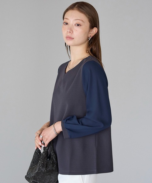 RIRIYANO（リリヤーノ）の「大人上品見えボールホック付きブラウス（ビジネスシャツ・レディース・ブラック/ネイビー/オフホワイト・SMALL/LARGE/X-LARGE/XX-LARGE/MEDIUM）」の21枚目の写真