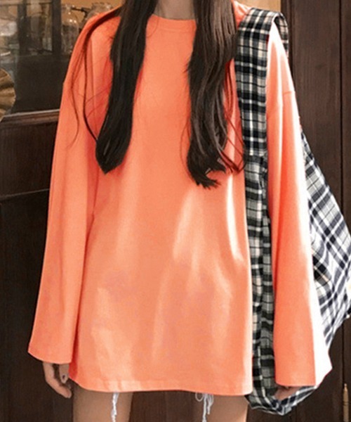 Miniministore(ミニミニストア)の「ゆったり 着やせ 長袖プルオーバー 無地(Tシャツ/カットソー・レディース・ブラック/ホワイト/ロイヤルブルー/ベージュ/ブルー/フューシャピンク/オレンジ/サーモンピンク・FREE)」の6枚目の写真