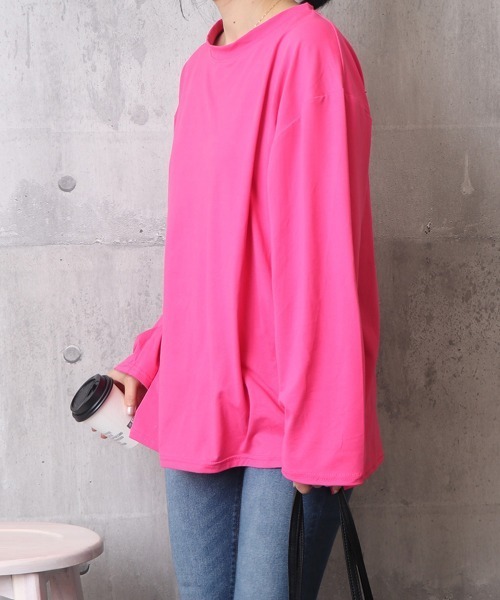Miniministore(ミニミニストア)の「ゆったり 着やせ 長袖プルオーバー 無地(Tシャツ/カットソー・レディース・ブラック/ホワイト/ロイヤルブルー/ベージュ/ブルー/フューシャピンク/オレンジ/サーモンピンク・FREE)」の7枚目の写真