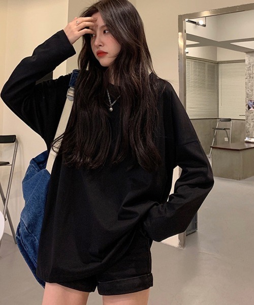 Miniministore(ミニミニストア)の「ゆったり 着やせ 長袖プルオーバー 無地(Tシャツ/カットソー・レディース・ブラック/ホワイト/ロイヤルブルー/ベージュ/ブルー/フューシャピンク/オレンジ/サーモンピンク・FREE)」の2枚目の写真
