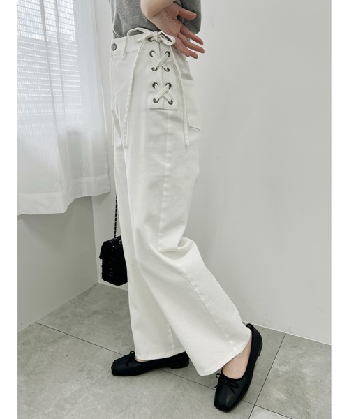 PHILLY（フィリー）の「サイドレースアップデニムパンツ（デニムパンツ・レディース・ブルー/ホワイト・FREE）」の13枚目の写真