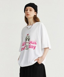 オーバーサイズ チルアウトグラフィックロゴプリントTシャツ