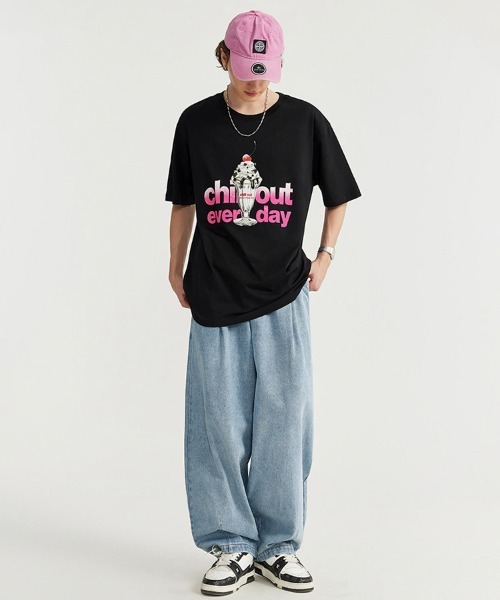 Ressaca(レサーカ)の「オーバーサイズ チルアウトグラフィックロゴプリントTシャツ(Tシャツ/カットソー・メンズ・ホワイト/ブラック・M/L/XL/XXL)」の7枚目の写真