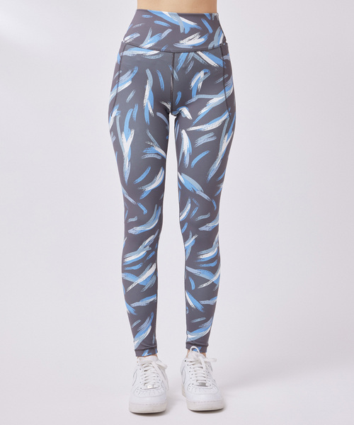 NERGY（ナージー）の「【skin wear】UV＆水陸両用＆保湿 ニュアンスプリントスポーツレギンス（レギンス/スパッツ・レディース・ライトグレー/スミクロ・L/M/S）」の19枚目の写真