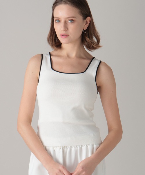 FOREVER 21（フォーエバー トゥエンティーワン）の「【2024SS】スクエアネックニットタンク（タンクトップ・レディース・ブラウン/グリーン/オフホワイト/グレー・SMALL/MEDIUM）」の2枚目の写真