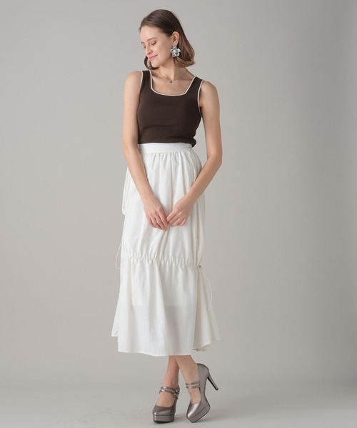 FOREVER 21（フォーエバー トゥエンティーワン）の「【2024SS】スクエアネックニットタンク（タンクトップ・レディース・ブラウン/グリーン/オフホワイト/グレー・SMALL/MEDIUM）」の16枚目の写真