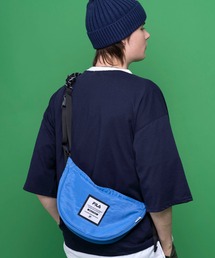 FILA/フィラ ブランド ロゴ パラコード ハンドル ナイロン ラウンド ショルダーバッグ