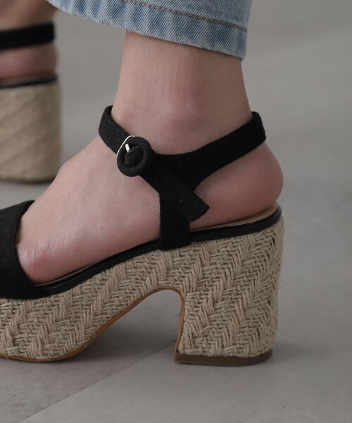 FREE'S MART(フリーズマート)の「◆くるみバックルサンダル(サンダル・レディース・ブラック/グレー/オレンジ・MEDIUM/SMALL)」の12枚目の写真