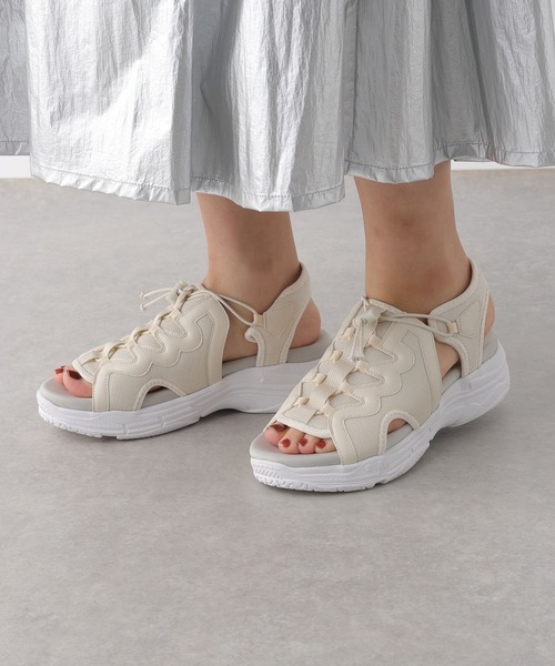 LEPSIM（レプシィム）の「ゼロカルスポーツサンダル　105132（サンダル・レディース・オフホワイト/ブラック/ベージュ・MEDIUM/LARGE）」の16枚目の写真