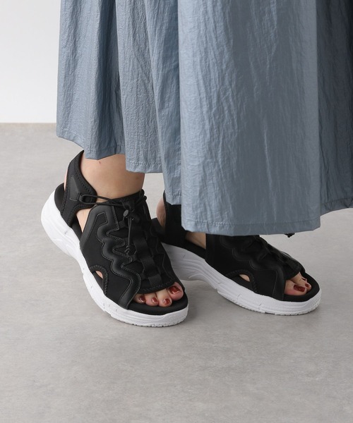 LEPSIM（レプシィム）の「ゼロカルスポーツサンダル　105132（サンダル・レディース・オフホワイト/ブラック/ベージュ・MEDIUM/LARGE）」の12枚目の写真