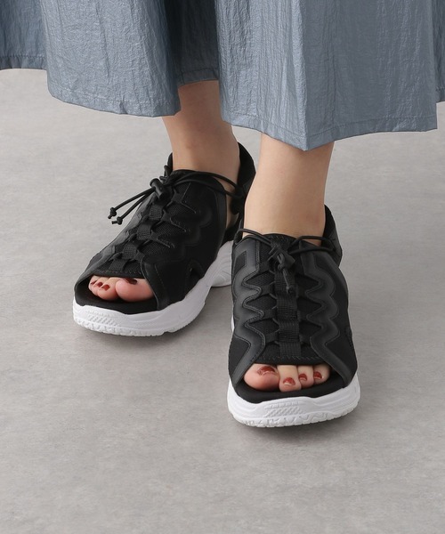 LEPSIM（レプシィム）の「ゼロカルスポーツサンダル　105132（サンダル・レディース・オフホワイト/ブラック/ベージュ・MEDIUM/LARGE）」の11枚目の写真