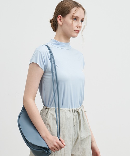 ELOOPS(イーループス)の「【ELOOPS】ドレープショートスリーブトップス(Tシャツ/カットソー・レディース・サックスブルー系/ライトイエロー/オリーブ/ブラック・S/M/L)」の3枚目の写真