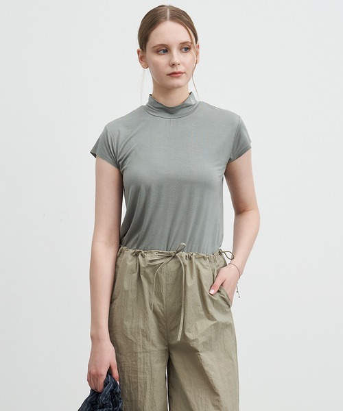 ELOOPS(イーループス)の「【ELOOPS】ドレープショートスリーブトップス(Tシャツ/カットソー・レディース・サックスブルー系/ライトイエロー/オリーブ/ブラック・S/M/L)」の12枚目の写真