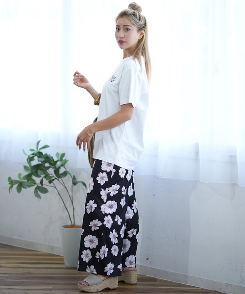 ムラサキスポーツ（ムラサキスポーツ）の「ALOHA PEOPLE/アロハピープル 半袖 Tシャツ バックプリント カーシヴ MOAP24SL003（Tシャツ/カットソー・レディース・ホワイト×グリーン/ホワイト×ブルー・L/M）」の15枚目の写真