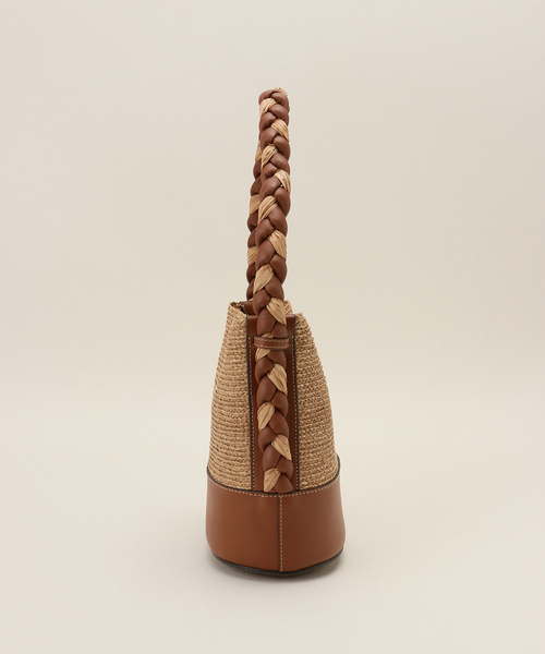 Spick & Span(スピックアンドスパン)の「≪一部店舗+WEB限定≫HELEN KAMINSKI / ヘレン カミンスキー PRAOA HOBO(ショルダーバッグ・レディース・キャメル・FREE)」の2枚目の写真