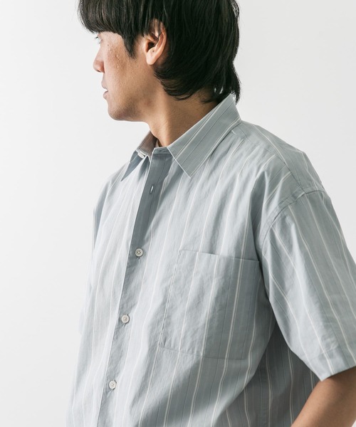 URBAN RESEARCH DOORS(アーバンリサーチドアーズ)の「ストライプレギュラーカラーショートスリーブシャツ(シャツ/ブラウス・メンズ・グリーン系その他/ベージュ系その他/ブルー系その他・MEDIUM/LARGE)」の19枚目の写真