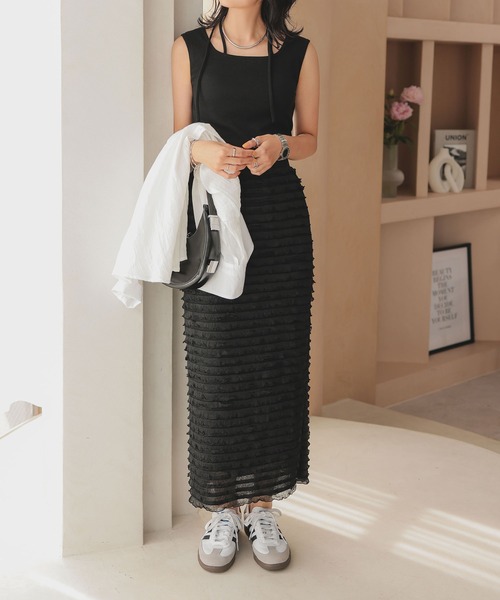 KOBE LETTUCE（コウベレタス）の「前後2wayカップ付きホルターストラップリブキャミソール（タンクトップ・レディース・オフホワイト/アイボリー系/ライトグリーン/マスタード/モカ/ブラック・L/M）」の9枚目の写真