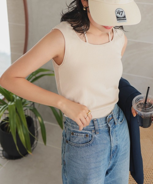 KOBE LETTUCE（コウベレタス）の「前後2wayカップ付きホルターストラップリブキャミソール（タンクトップ・レディース・オフホワイト/アイボリー系/ライトグリーン/マスタード/モカ/ブラック・L/M）」の13枚目の写真