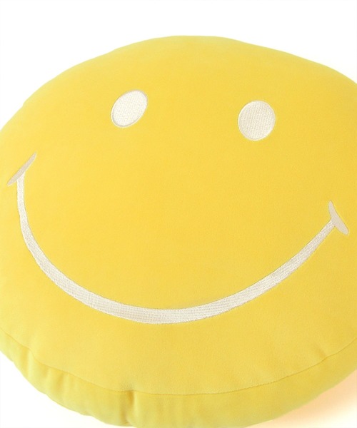 BAYFLOW（ベイフロー）の「SMILEクッション（クッション/クッションカバー・レディース・ピンク/ブルー/イエロー/ライトイエロー/ベビーピンク/スカイブルー・0）」の10枚目の写真