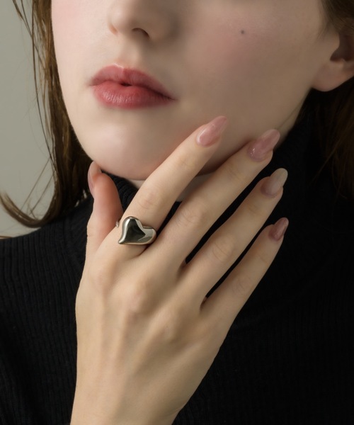 muku(ムク)の「ビッグハートリング(リング・レディース・シルバー/ゴールド・11/13)」の2枚目の写真