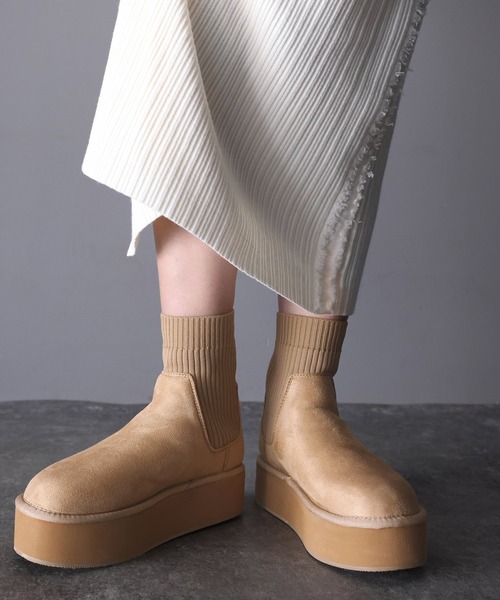 Java（ジャバ）の「《JaVaジャバコラボ》冬のトレンドアイテム！厚底ソックスムートンブーツ（ブーツ・レディース・ブラック/ライトベージュ・MEDIUM/LARGE/X-LARGE/SMALL）」の12枚目の写真