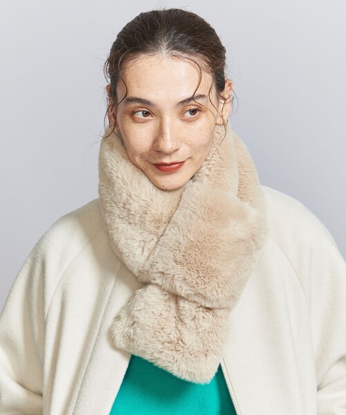 BEAUTY&YOUTH UNITED ARROWS(ビューティーアンドユースユナイテッドアローズ)の「フェイクファー マフラー(マフラー・レディース・ワインレッド/グレー/ナチュラル・FREE)」の5枚目の写真