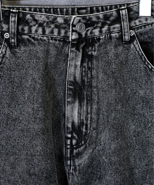 Anytime Songs(エニータイムソングス)の「vintage like loose fit denim pants/ヴィンテージ ライク ルーズフィット デニムパンツ(デニムパンツ・メンズ・ライトブルー/ブラック/ワンウォッシュ/グレー/ケミカルウォッシュ・M/L/XL)」の11枚目の写真