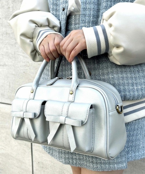 F i.n.t（フィント）の「ダブルリボンハンドバッグ/fint（ハンドバッグ・レディース・シルバー/ライトピンク/ブラック・FREE）」の14枚目の写真