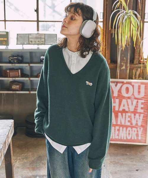 PENNEYS/ペニーズ 別注 THE FOX ロゴワッペン刺繍 Vネックニットプル