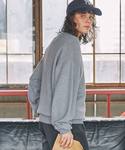 BELLMORE エンブレム Vネックニット セーター BELLMORE エンブレム V