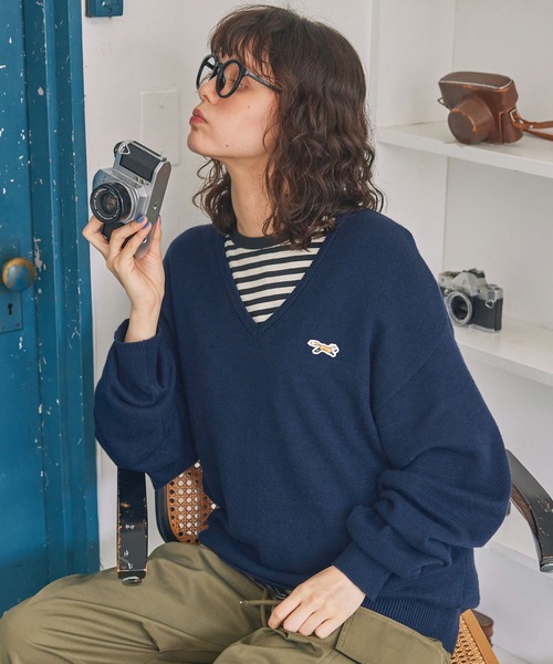 PENNEYS/ペニーズ 別注 THE FOX ロゴワッペン刺繍 Vネックニット