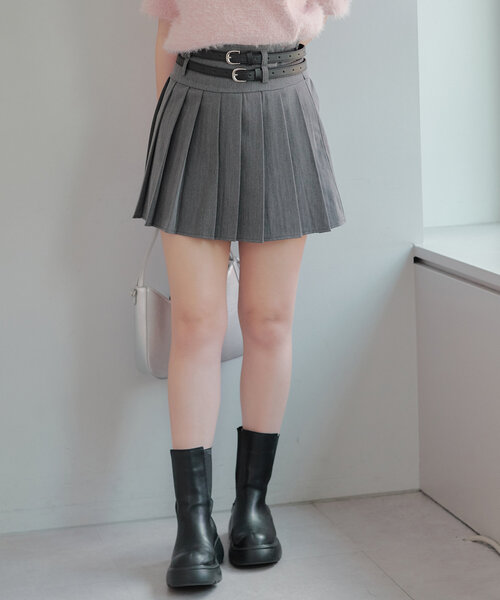 Another Branch olive des olive（アナザーブランチオリーブデオリーブ）の「Wベルトミニプリーツスカート（スカート・レディース・ブラック/チャコールグレー・FREE）」の2枚目の写真