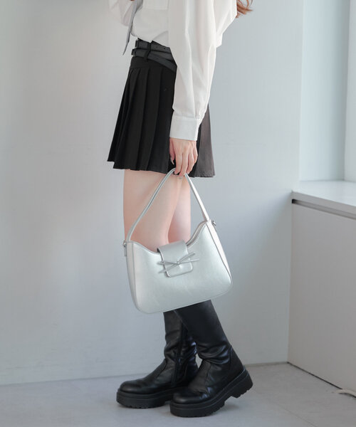 Another Branch olive des olive（アナザーブランチオリーブデオリーブ）の「Wベルトミニプリーツスカート（スカート・レディース・ブラック/チャコールグレー・FREE）」の20枚目の写真