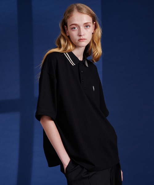 ONCILY（オンシェリー）の「2WAY ONE POINT LOGO MOSS STITCH POLO SHIRT / 2WAYワンポイントロゴ鹿の子ポロシャツ（ポロシャツ・メンズ・ブラック/グレー・SMALL/MEDIUM/LARGE）」の12枚目の写真