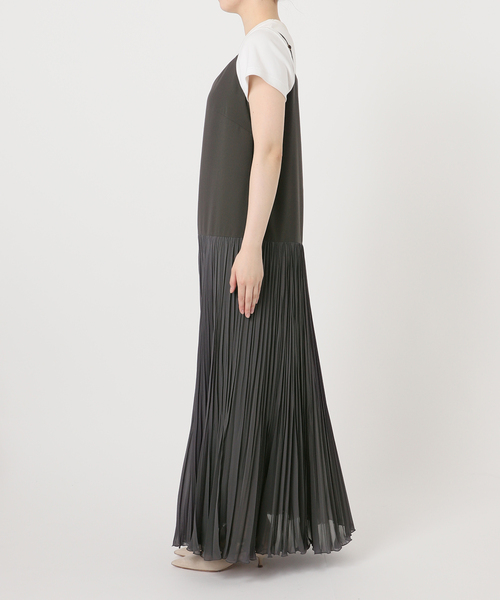 近年モデル　noble シアーシフォンプリーツキャミワンピース　36 フォーマル セール】シアーシフォンプリーツキャミワンピース（ワンピース