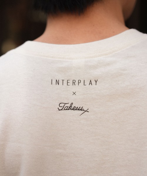 INTERPLAY（インタープレイ）の「【INTERPLAY x TAKERU】Crazy TV man Tee Shirt(UNISEX)（Tシャツ/カットソー・メンズ・クリーム/ブラック/ホワイト・MEDIUM/LARGE）」の4枚目の写真
