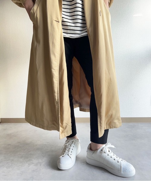 lus.(ラスドット)の「lus. 異素材コンビコートスニーカー(スニーカー・レディース・シルバー/ブラック/ホワイト・M/L/LL/S)」の7枚目の写真