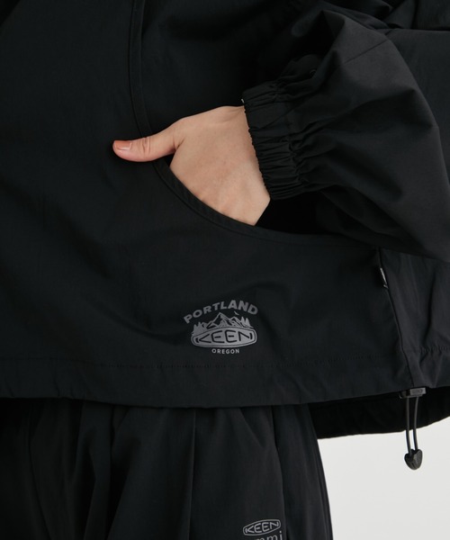 emmi（エミ）の「【emmi×KEEN】NYLON BLOUSON（ナイロンジャケット・レディース・ブラック・FREE）」の21枚目の写真