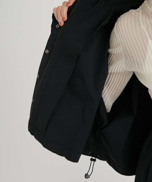 emmi（エミ）の「【emmi×KEEN】NYLON BLOUSON（ナイロンジャケット・レディース・ブラック・FREE）」の19枚目の写真