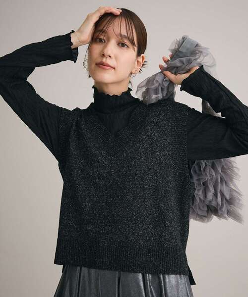 Green Parks(グリーンパークス)の「ショートラメニットベスト(ベスト・レディース・杢グレー/ブラック/ベージュ・FREE)」の4枚目の写真