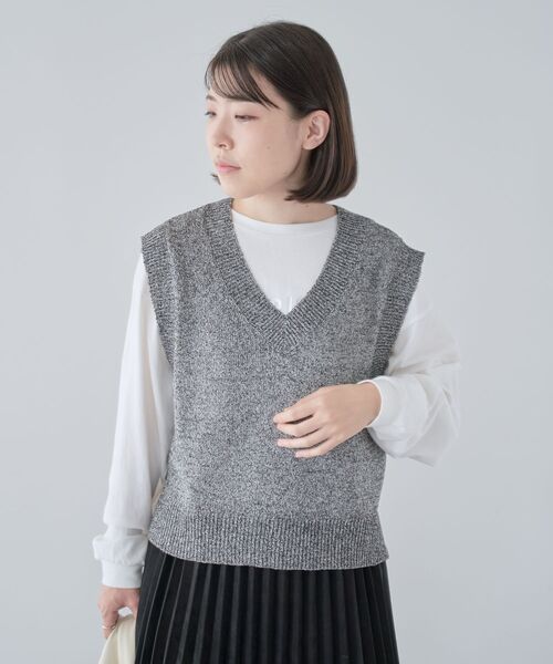 Green Parks(グリーンパークス)の「ショートラメニットベスト(ベスト・レディース・杢グレー/ブラック/ベージュ・FREE)」の22枚目の写真