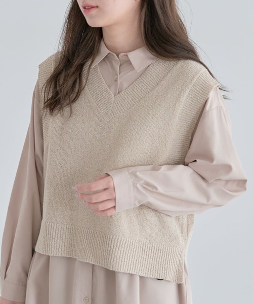 Green Parks(グリーンパークス)の「ショートラメニットベスト(ベスト・レディース・杢グレー/ブラック/ベージュ・FREE)」の1枚目の写真