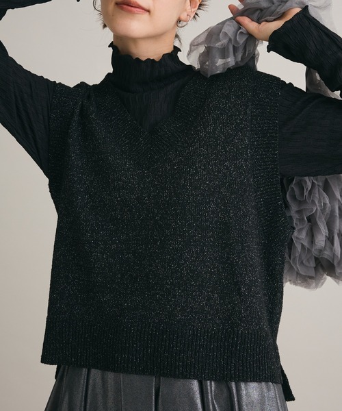 Green Parks(グリーンパークス)の「ショートラメニットベスト(ベスト・レディース・杢グレー/ブラック/ベージュ・FREE)」の2枚目の写真