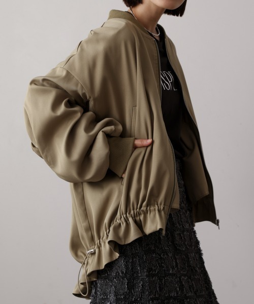 Bou Jeloud（ブージュルード）の「ボリュームギャザーブルゾン（ブルゾン・レディース・ブラック/カーキ・38）」の19枚目の写真