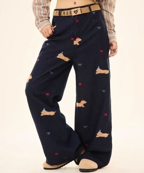 GEMEDA(ジェメダ)の「犬ちゃん刺しゅうパンツ(その他パンツ・レディース・ブルー/ブラック・S/M/L)」の4枚目の写真