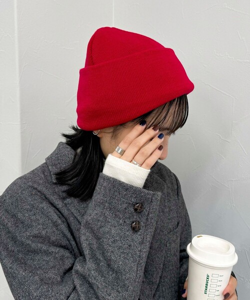 fredy emue（フレディエミュ）の「【OLDDERBY KNITWEAR 】ターンアップビーニーキャップ（ニットキャップ/ビーニー・レディース・チャコールグレー/ロイヤルブルー/ダークネイビー/レッド/ライトグレー・FREE）」の5枚目の写真