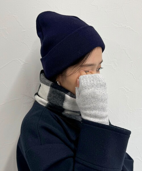 fredy emue（フレディエミュ）の「【OLDDERBY KNITWEAR 】ターンアップビーニーキャップ（ニットキャップ/ビーニー・レディース・チャコールグレー/ロイヤルブルー/ダークネイビー/レッド/ライトグレー・FREE）」の10枚目の写真