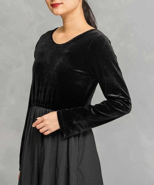 URBAN RESEARCH ROSSO WOMEN(アーバンリサーチ ロッソ)の「『WEB限定』ベロアドッキングワンピース(ワンピース・レディース・ブラック系その他/ブルー系その他・FREE)」の12枚目の写真
