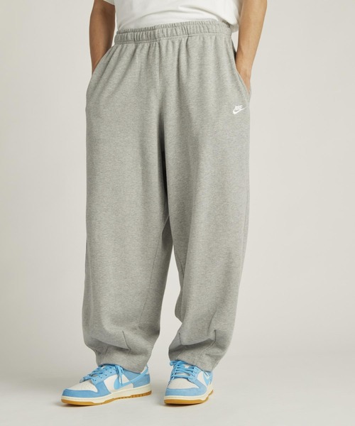 NIKE(ナイキ)の「《セットアップ対応商品》ナイキ クラブ フリース メンズ オーバーサイズド フレンチ テリー パンツ / Nike Club Fleece Men's Oversized French Terry Pants HJ1823-063 Dark Grey Heather(スウェットパンツ・メンズ・霜降りグレー・2XL/XL/L/M/S)」の4枚目の写真